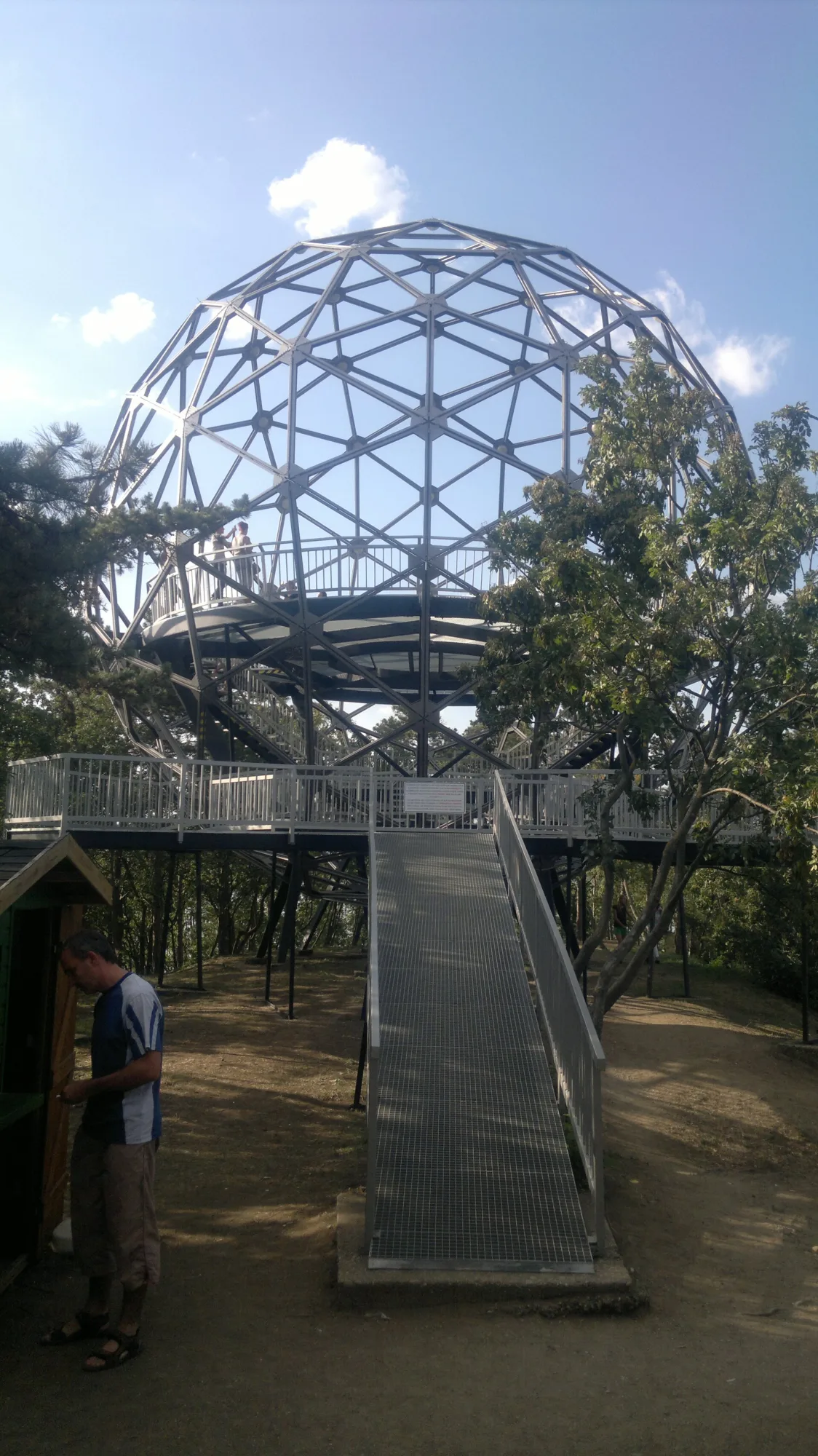 Gömbkilátó, Balatonboglár